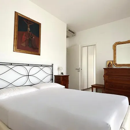 M382 - Marcelli, Ampio Trilocale A 50mt Dal Mare Apartment Marcelli