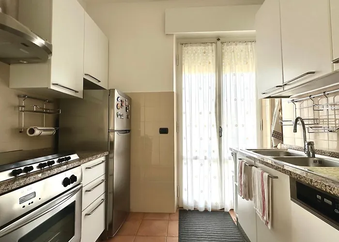 M382 - Marcelli, Ampio Trilocale A 50mt Dal Mare Marcelli